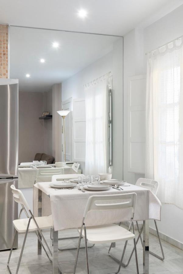 Apartamento Con Terraza En Sevilla Centro By Rent Me Екстер'єр фото
